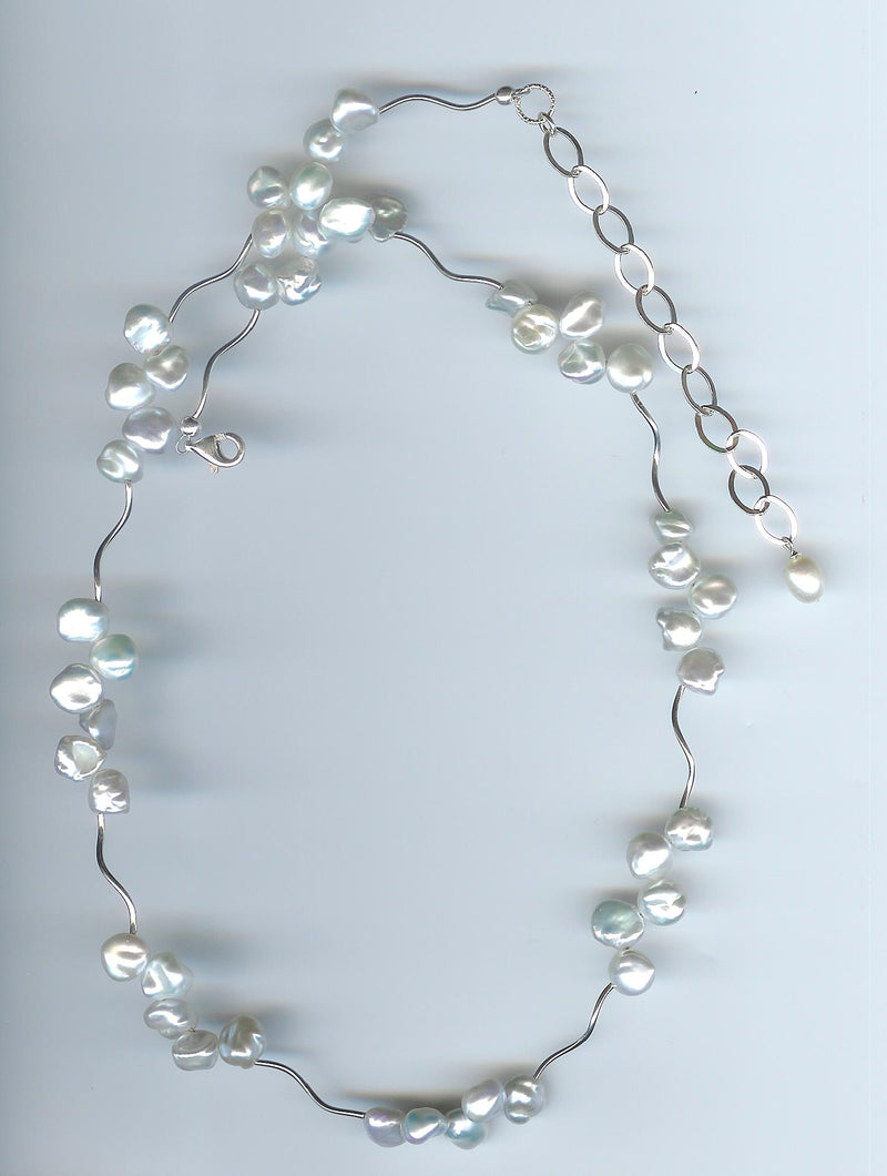 Pearl squiggle necklace